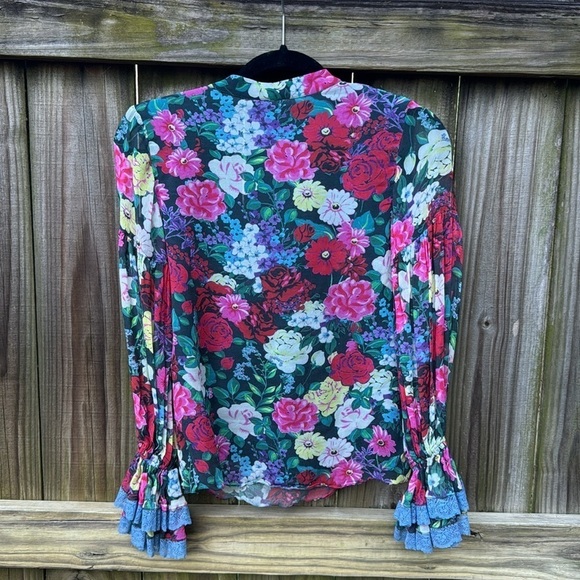 Rococo Sand Tallia ruffle bell sleeve floral top, size XS - Picture 5 of 10